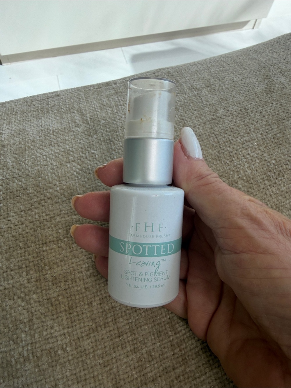 FarmHouse Fresh Spotted Leaving Spot & Pigment Lightening Serum - White